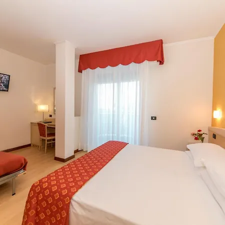 Helios Hotel