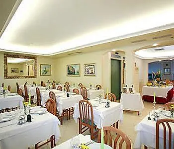 Helios 4*
