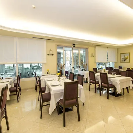 Hotel Helios 4*